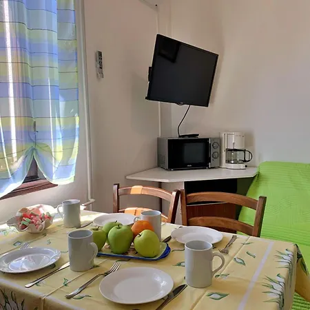 Santic By Interhome *