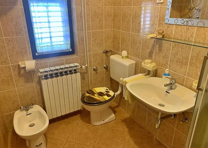 Santic By Interhome * Čižići